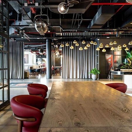 Radisson Red Brussels Hotel Ixelles Luaran gambar