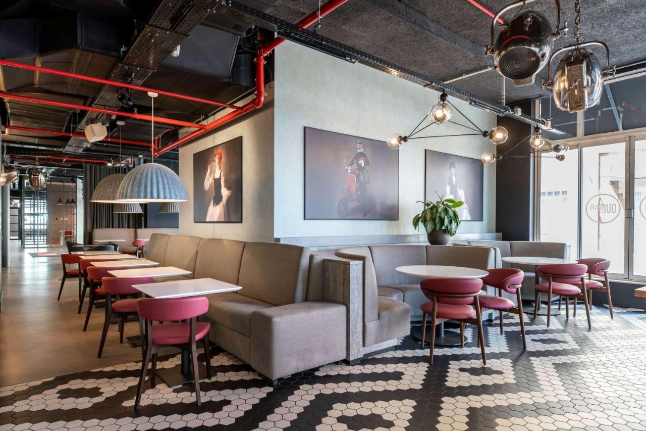 Radisson Red Brussels Hotel Ixelles Luaran gambar