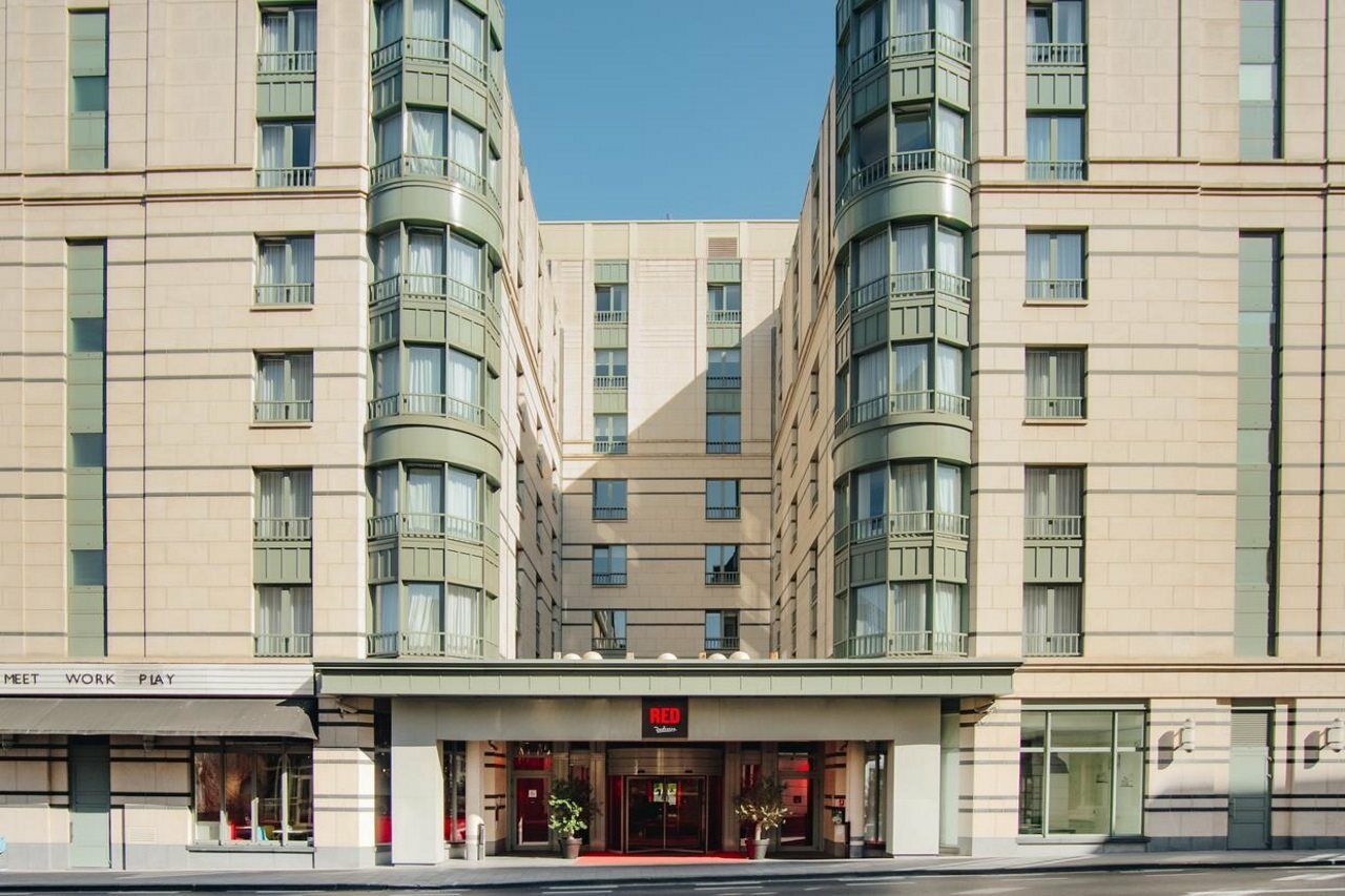 Radisson Red Brussels Hotel Ixelles Luaran gambar